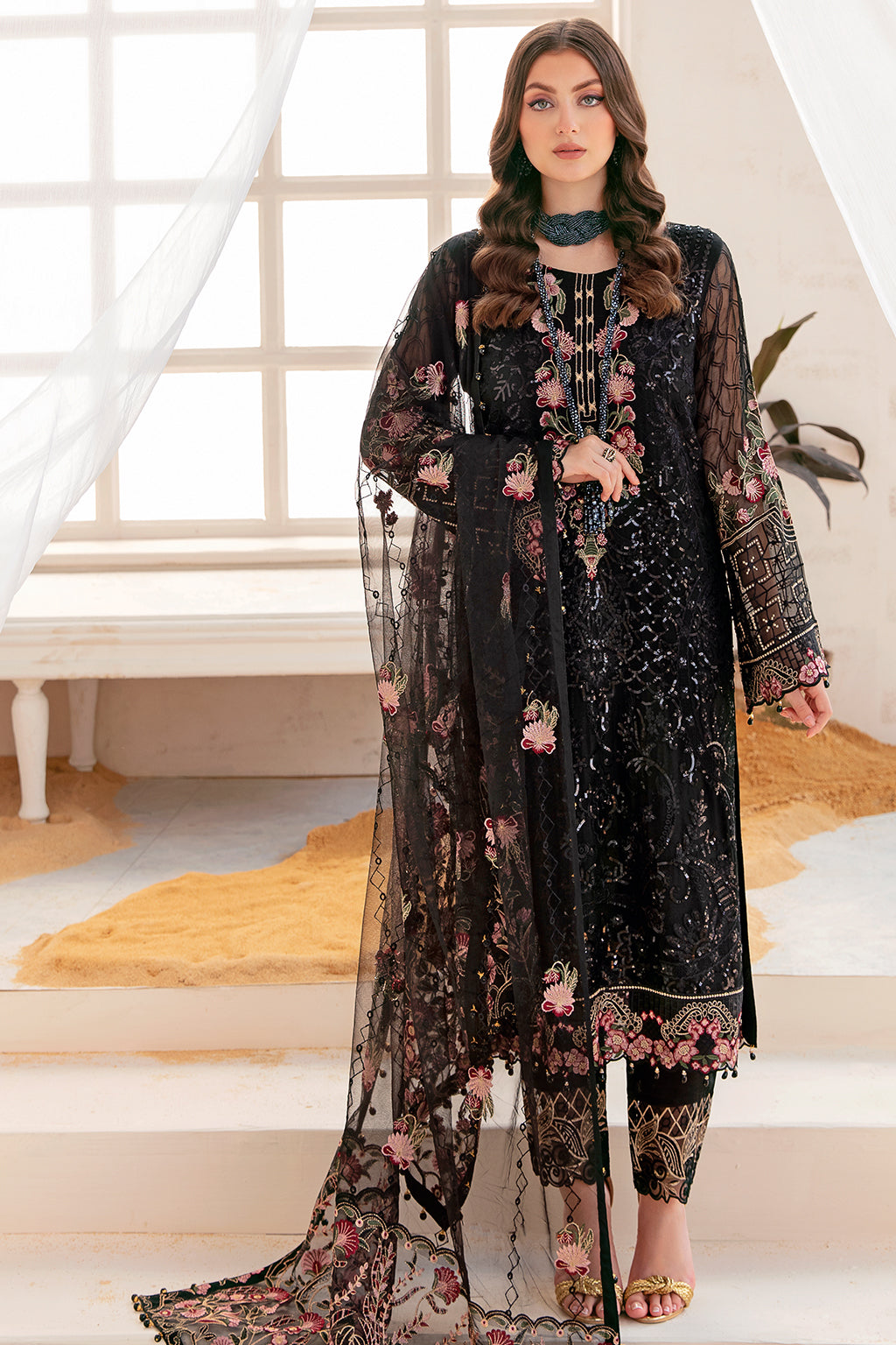 Ramsha suit